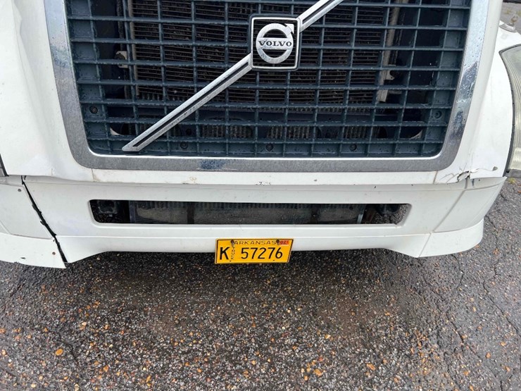 2006-volvo-vnl-image-7