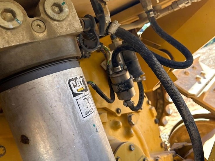2018-caterpillar-d6n-xl-image-30