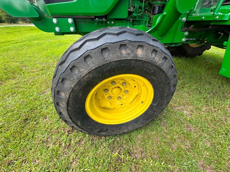 2021-john-deere-5045e-image-32