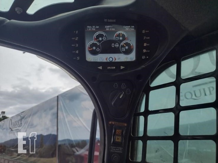 2019-bobcat-t770-image-8