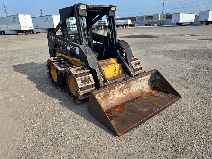 new-holland-lx665-turbo-image-31