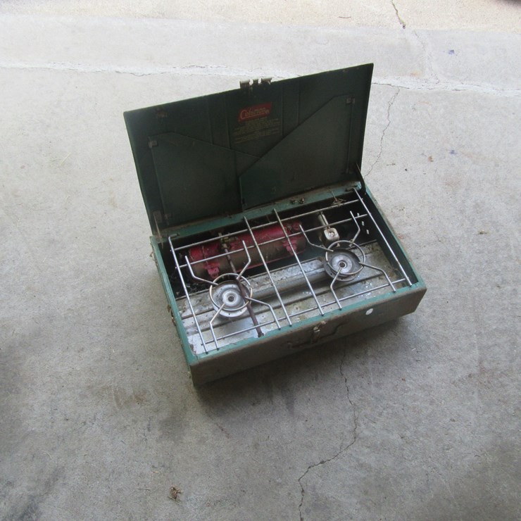 #8833 • Coleman Portable Stove