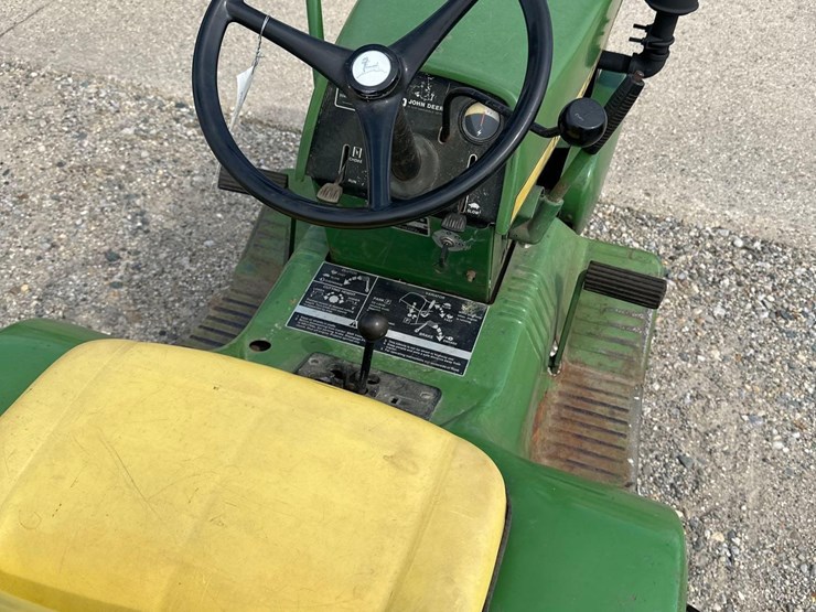 john-deere-110-image-6