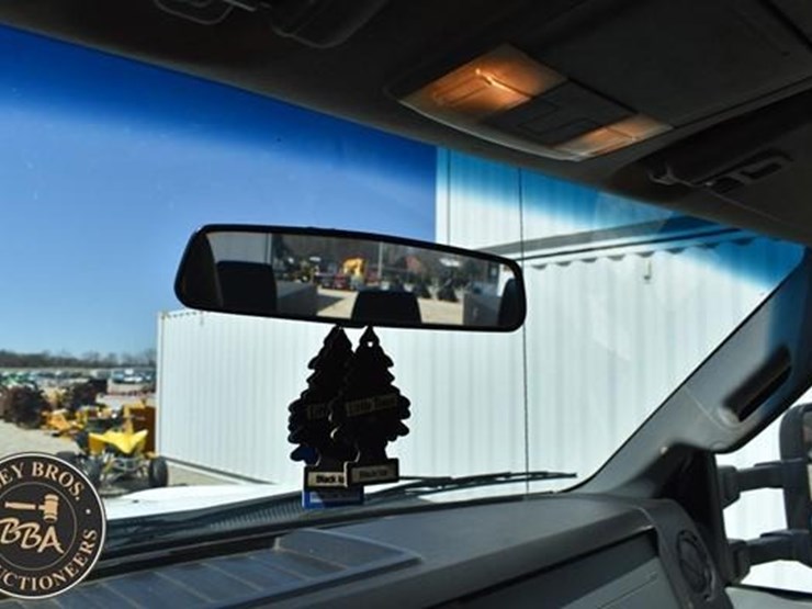 2016-ford-f550-sd-image-40