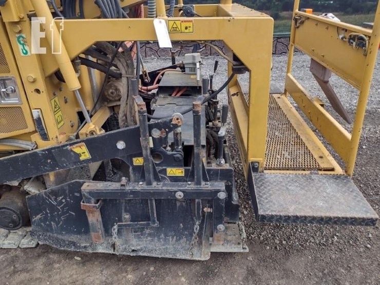 2012-caterpillar-ap-255e-image-13