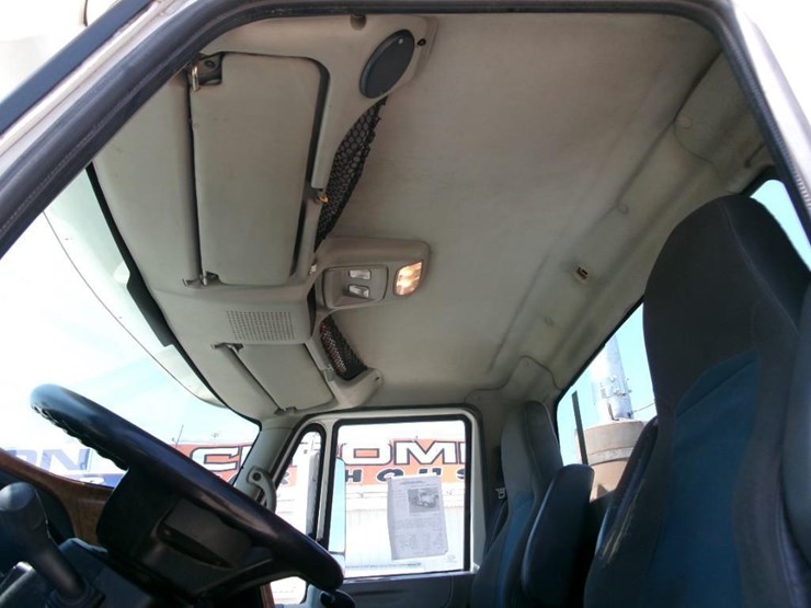 2009-international-prostar-image-13