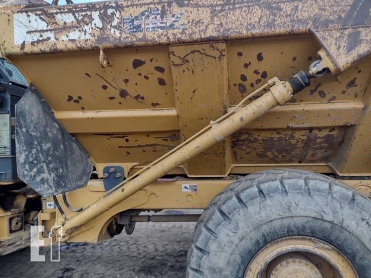 deere-300d-image-27