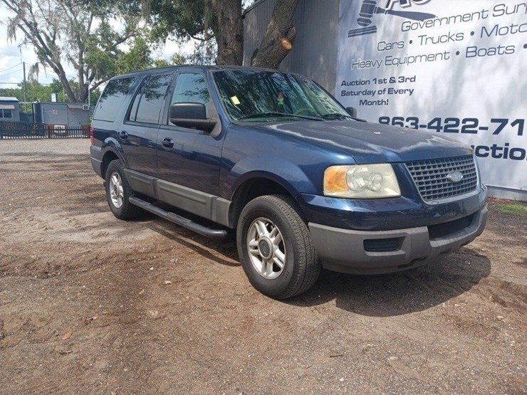 2003-ford-expedition-image-2