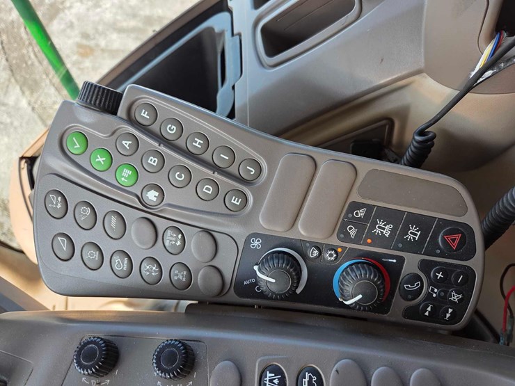 2015-john-deere-s680-image-67