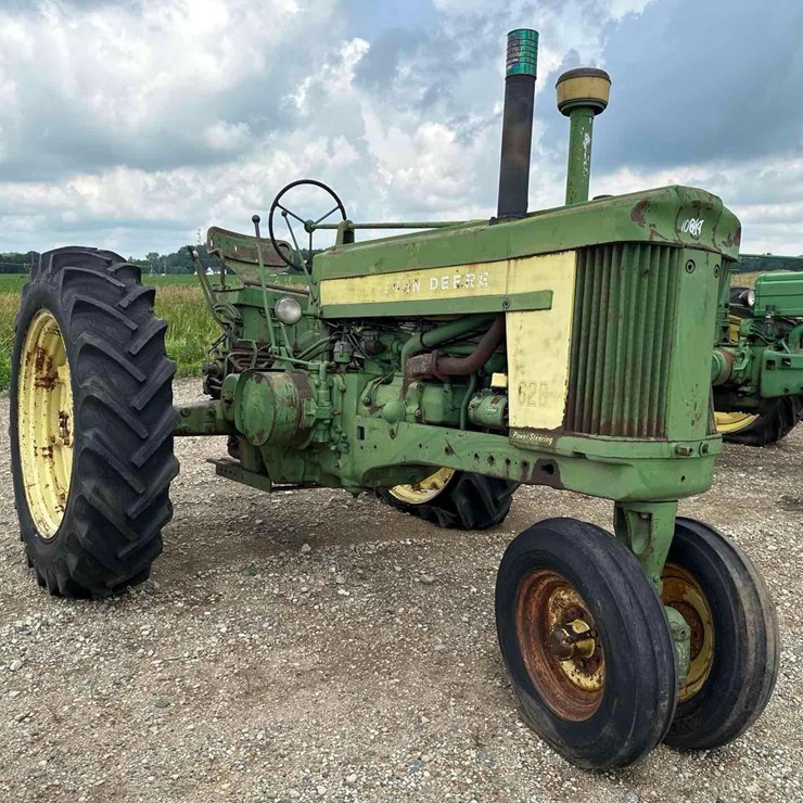 JOHN DEERE 620