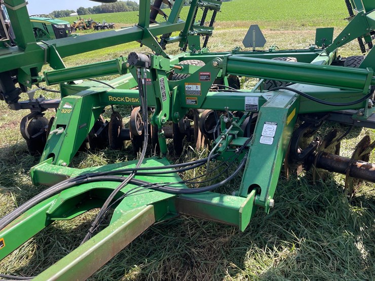 john-deere-637-image-32