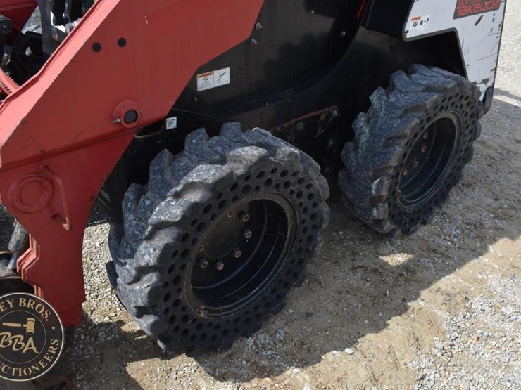 2017-takeuchi-ts50v-image-23