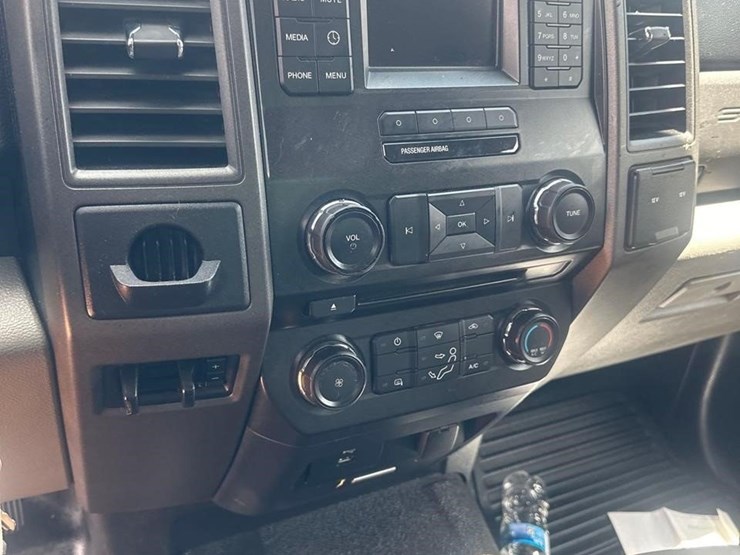 2018-ford-f350-image-23