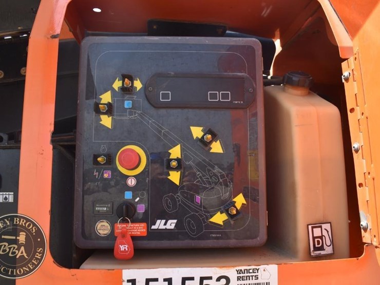 2007-jlg-600s-image-22