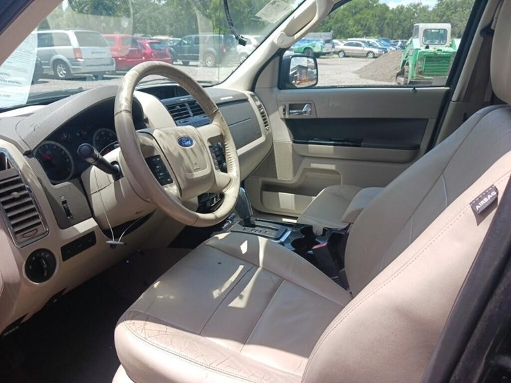 2010-ford-escape-hybrid-image-5