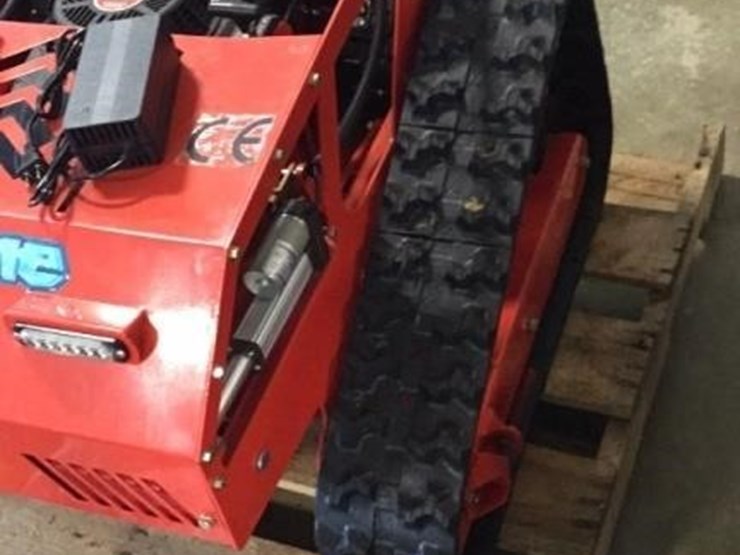 future-ft800-remote-control-mower-image-17