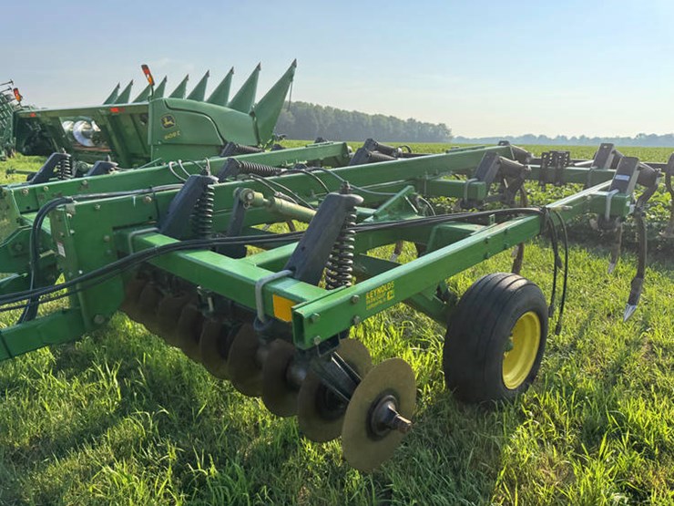 john-deere-714-image-13