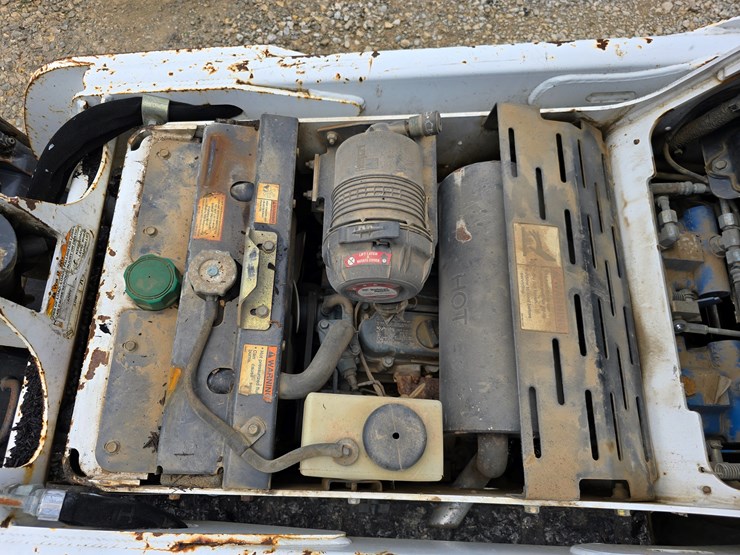 #16577-•-2016-bobcat-mt55-mini-skid-steer-image-27