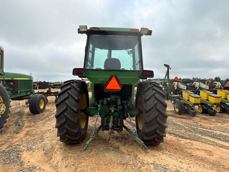 john-deere-4430-image-5
