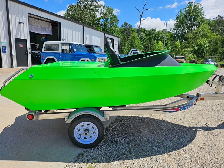 #18971-•-10'-jet-boat-image-17