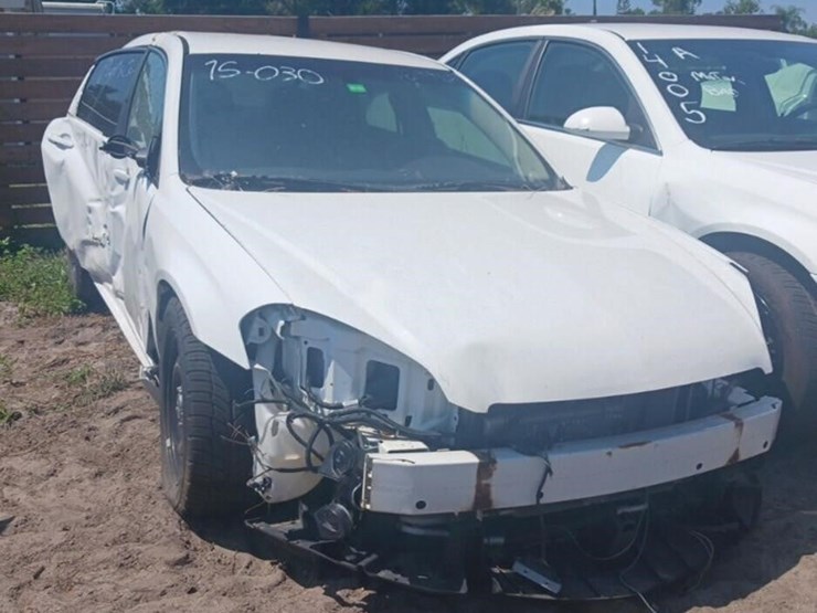 2015-chevrolet-impala-limited-inop-police-image-1