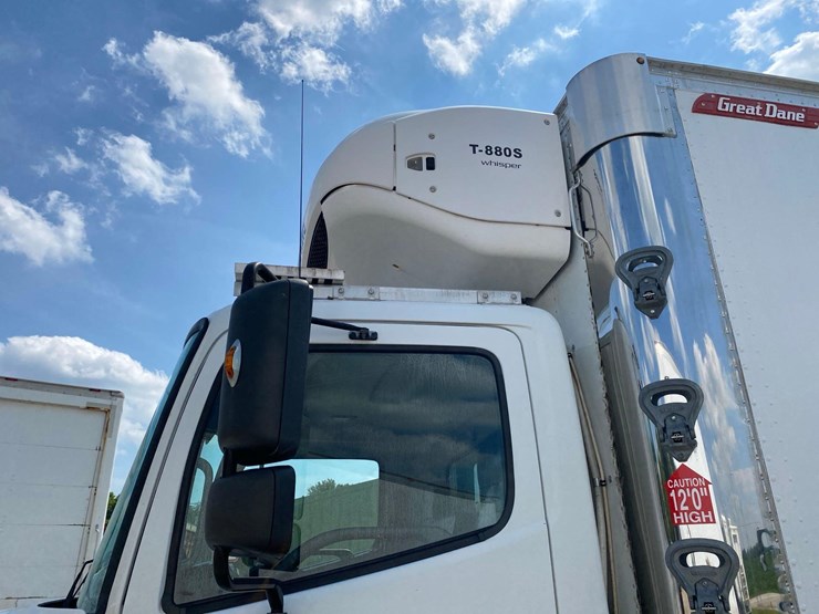 2018-hino-338-image-8
