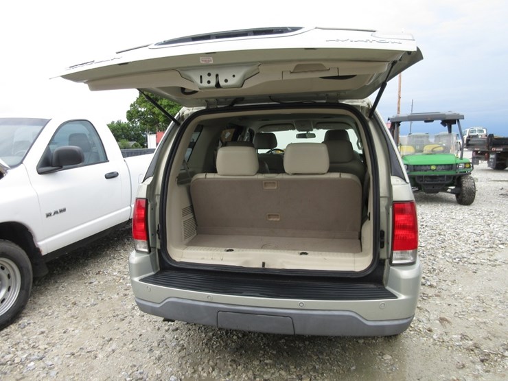 2003-lincoln-aviator-image-14