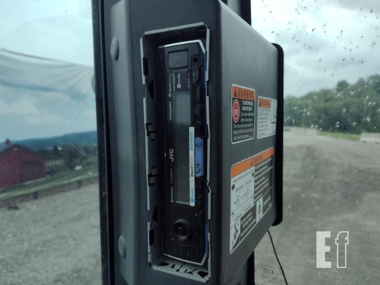 2019-kubota-u35-4-image-11