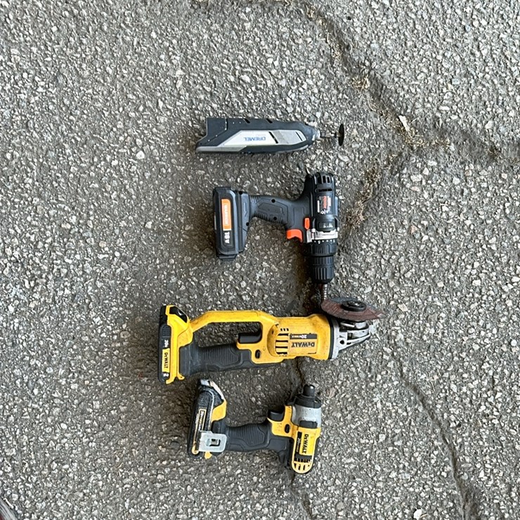 LOT#-823-POWER TOOLS