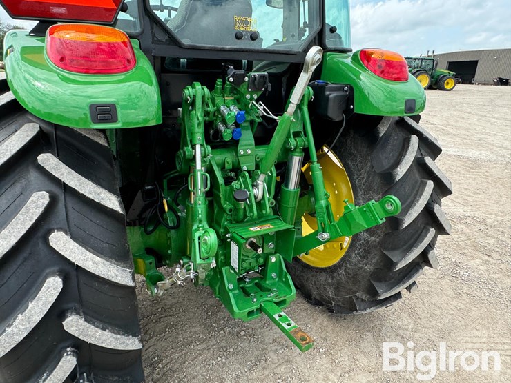 2022-john-deere-5090m-image-18