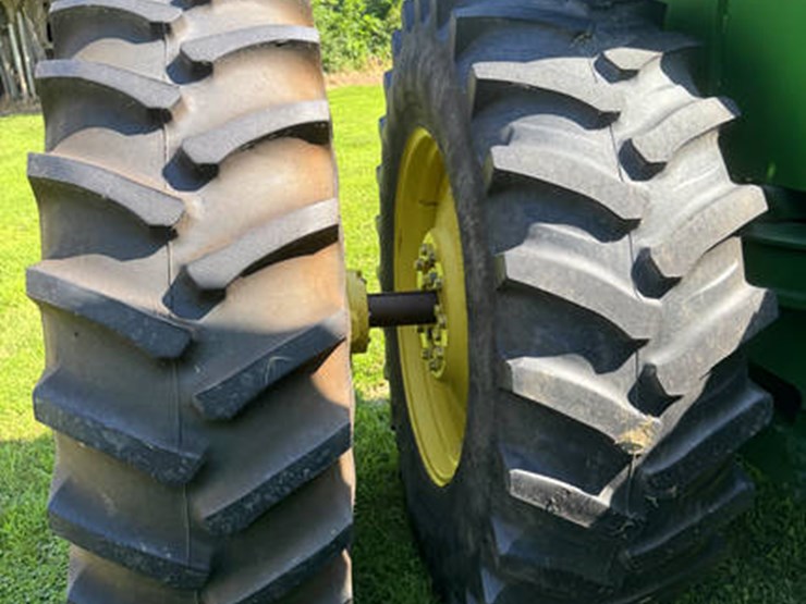 1990-john-deere-8760-image-12
