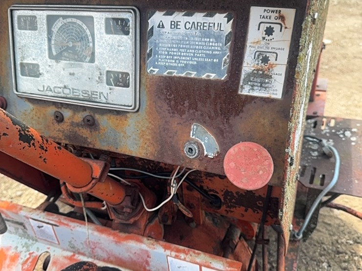 jacobsen-tractor-image-6