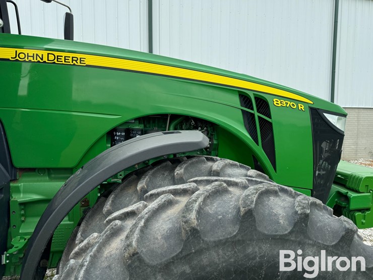 2019-john-deere-8370r-image-14