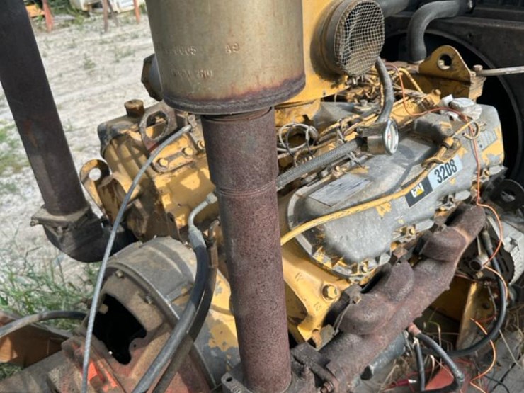caterpillar-3208-image-3