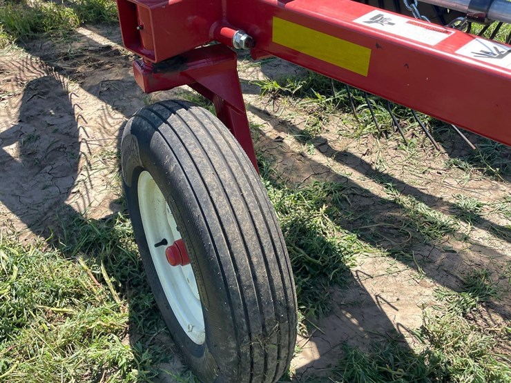 2023-h&s-14-wheel-v-rake-1-owner-image-27