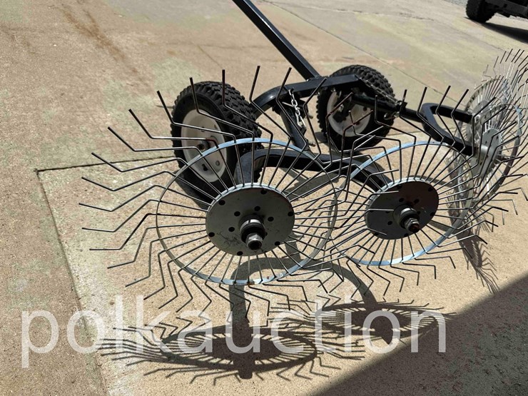 10799---l&g-towable-lawn-rake-image-1
