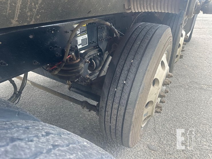2021-mack-granite-64fr-image-20