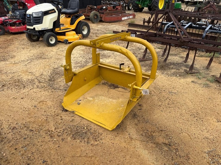 147---leinbach-24"-dirt-scoop-image-2