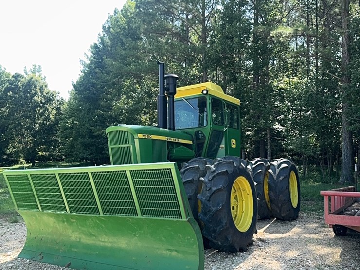 john-deere-7520-image-1
