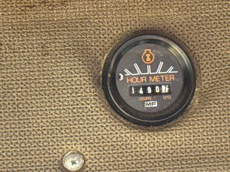 massey-ferguson-550-image-21