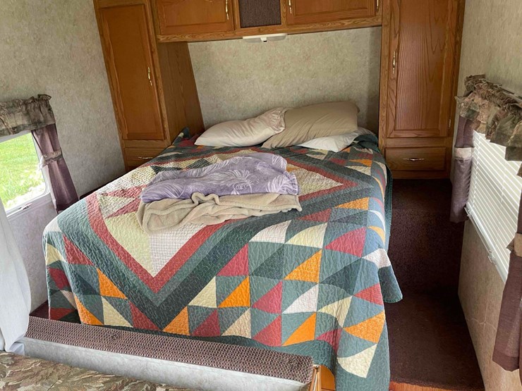 2005-wildwood-le-camper-image-45