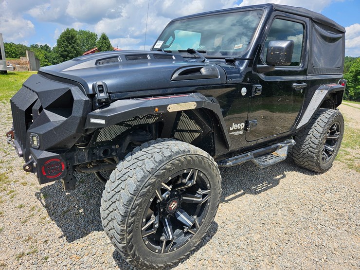 2021-jeep-wrangler-image-2