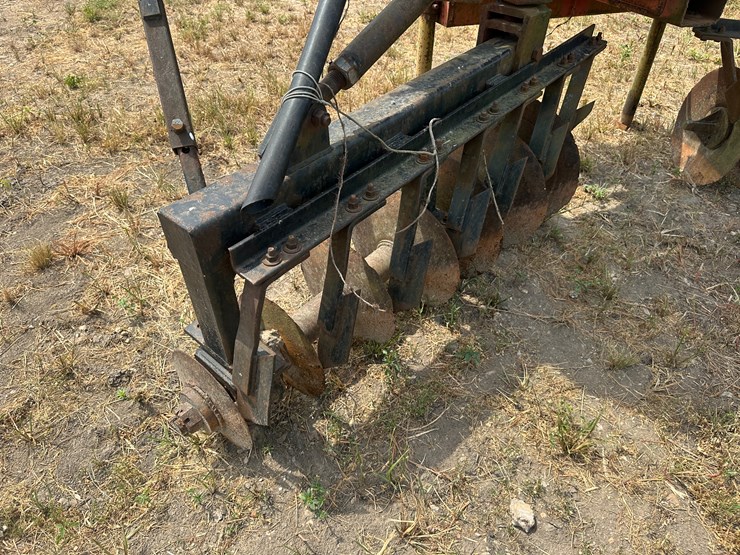 #26624-•-best-mfg-ls9600-seeder-w/-levee-plow-image-5
