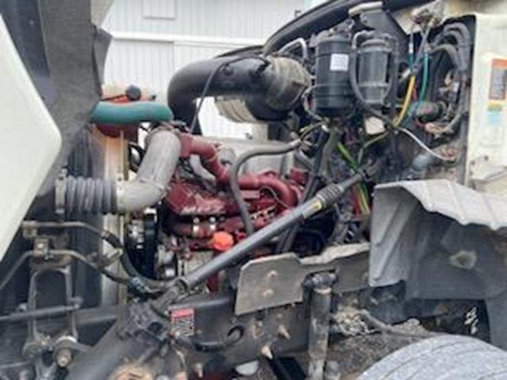 2009-mack-pinnacle-cxu613-image-15