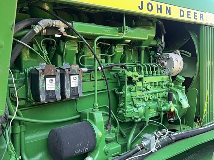 john-deere-7520-image-21