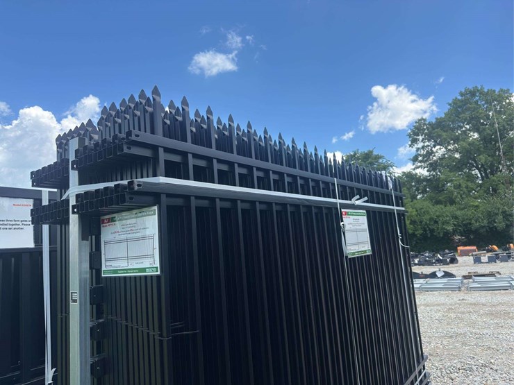kj-powder-coated-steel-site-fence-10-x-7-ft-image-5