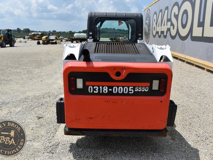 2020-bobcat-s550-image-11