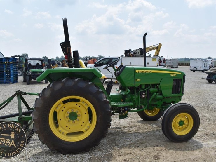 2007-john-deere-5203-image-12
