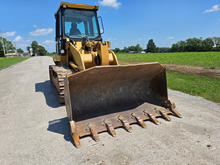 2005-caterpillar-953c-image-57
