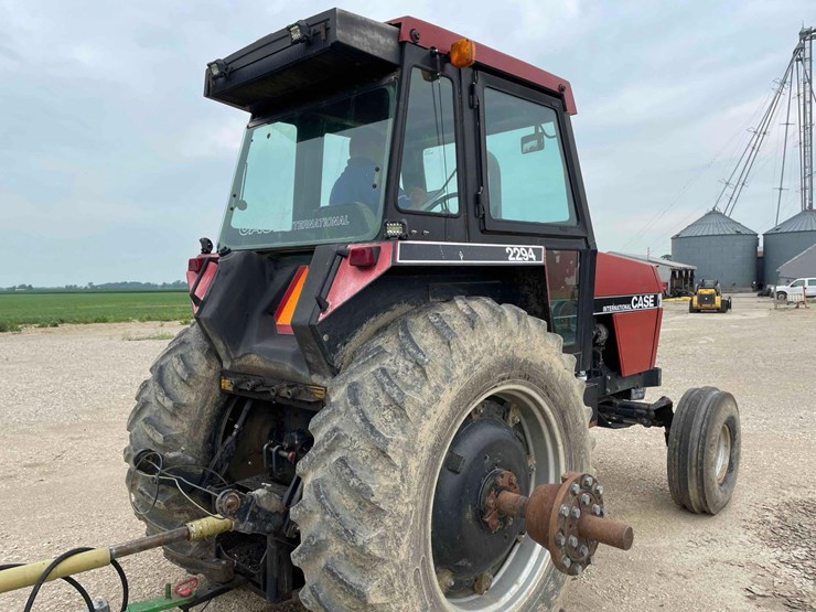 case-2294-tractor-image-23